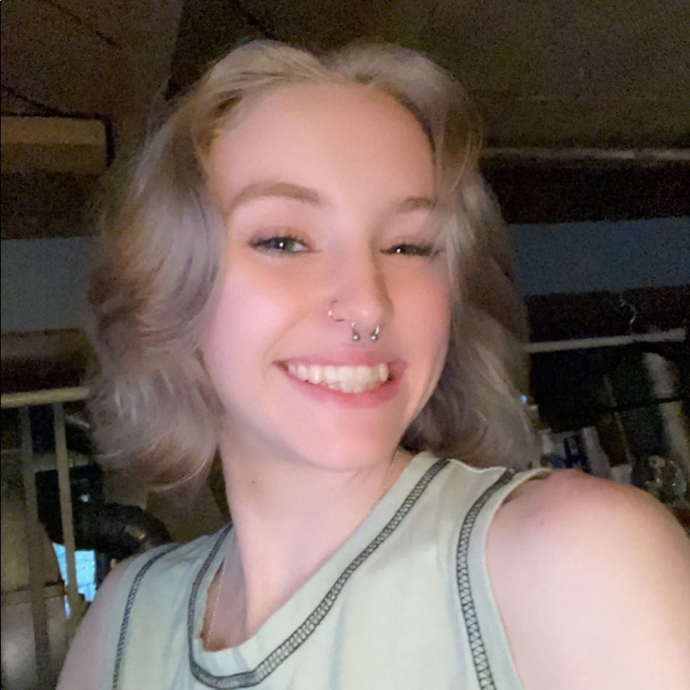 Meet your Posher, Jade